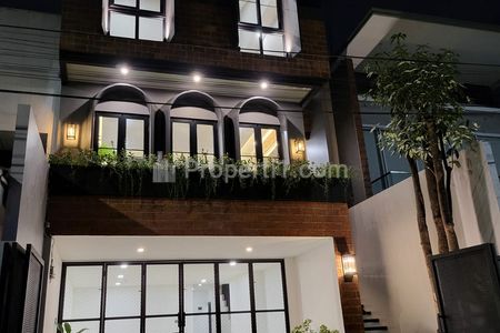 Dijual Rumah Baru Semi Furnished di Pondok Indah Dekat PIM, Pondok Pinang, Kebayoran Lama, Jakarta Selatan