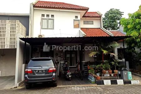 Rumah Dijual Dalam Komplek Dekat Pintu Tol Limo Depok