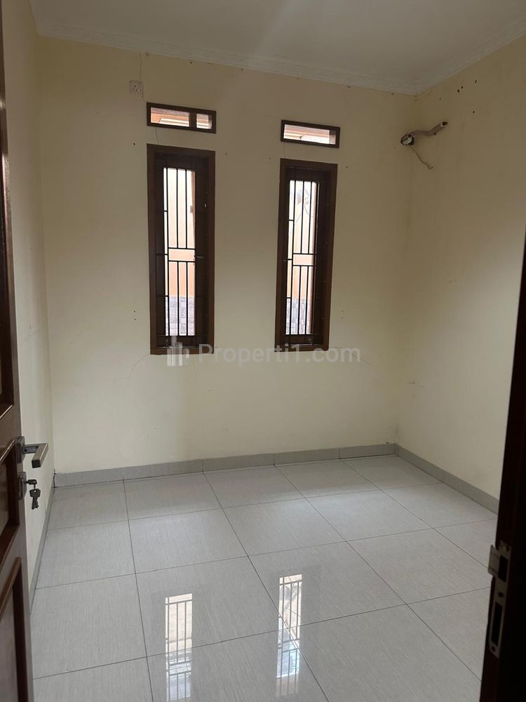 Dijual Rumah di Komplek Unilever, Meruya Selatan, Kembangan, Jakarta Barat