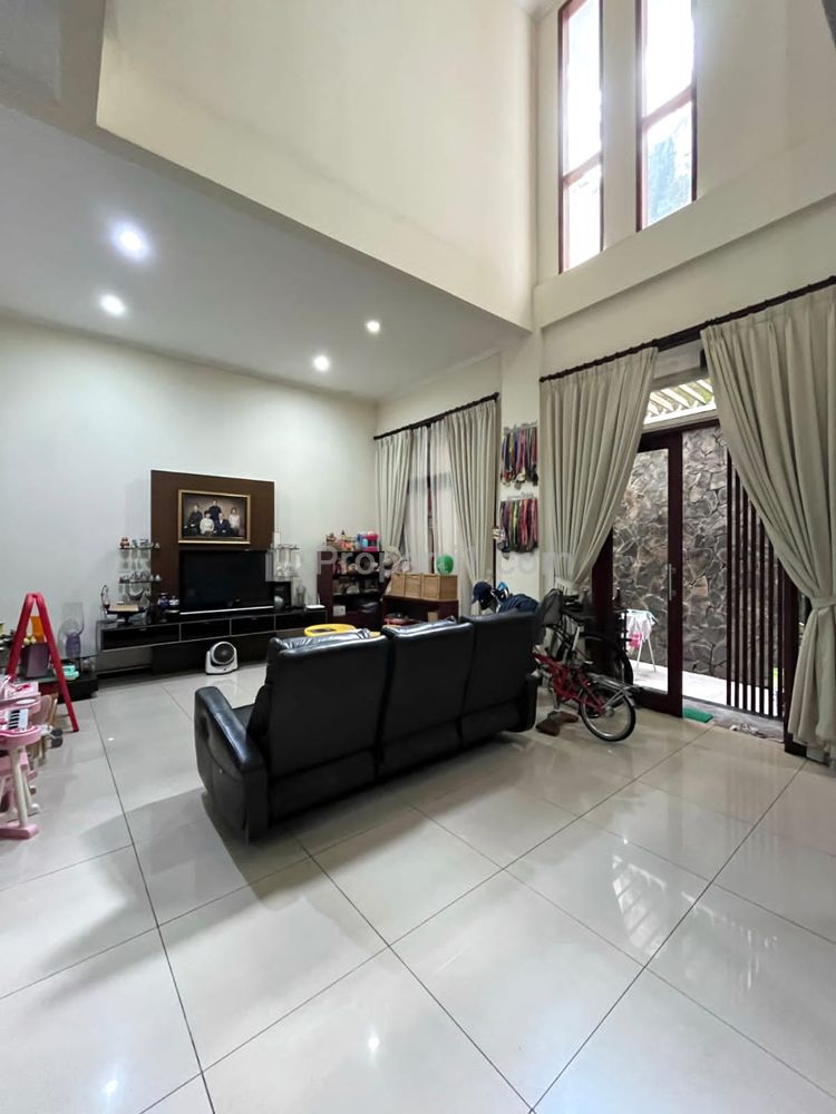 Dijual Rumah Pondok Indah Pinang Perak Rumah 2.5 Lantai di Jakarta Selatan