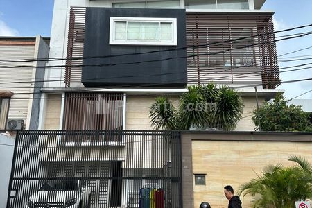 Dijual Rumah di Citra Garden 2, Pegadungan, Kalideres, Jakarta Barat