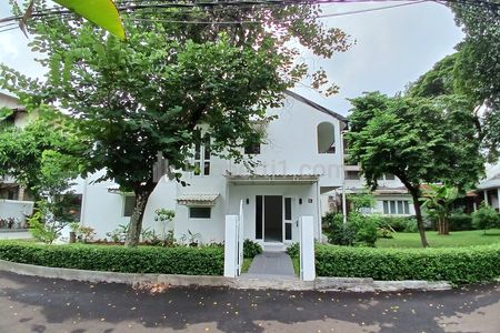 Sewa Rumah dalam Kompleks (Bisa untuk Kantor), Lokasi Dekat MRT - Cilandak Jakarta Selatan