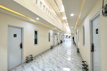 Dijual Cepat Rumah Kost 27 Kamar Baru Renovasi di Karawang Dekat KIIC