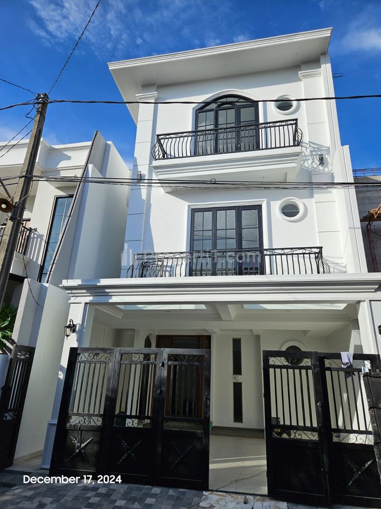 Dijual Rumah Brand New Dalam Komplek di Cinere Depok