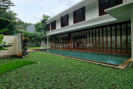 House For Rent, Big Garden & Private Pool - Kebayoran Baru, Jakarta Selatan (Suitable for Office or Embassy)