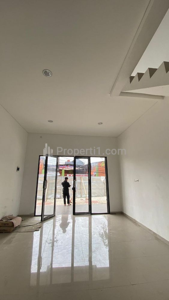 Dijual Ruko Pinggir Jalan Raya Mustikajaya, Kota Bekasi