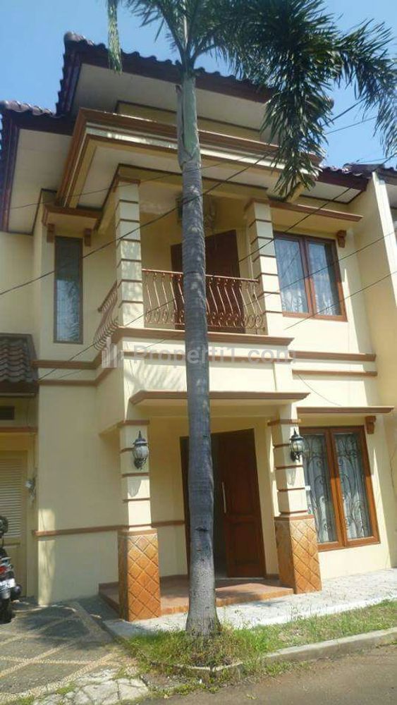 Jual Rumah SHM Terawat Siap Huni Nego Town House di Pejaten Barat, Dekat Buncit, Mampang, Simatupang, Kalibata, Pasar Minggu, Jakarta Selatan