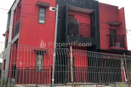 Jual Rumah Kost-kostan Strategis Aktif di Jalan Raya Tajur Kota Bogor