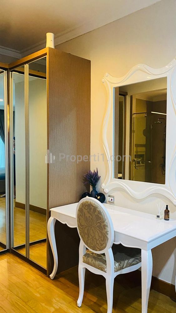Disewakan Apartemen Residence 8 Senopati - 2 BR Furnished
