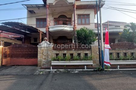 Dijual Rumah di Perumahan Jatiwaringin Permai, Komplek Auri, Makasar, Jakarta Timur