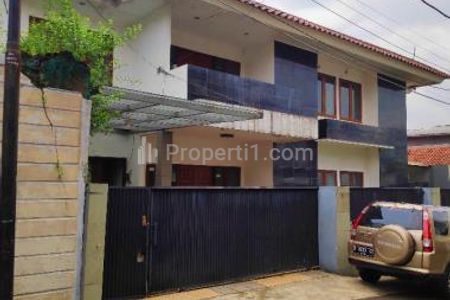 Dijual Rumah 2 Lantai di Kebayoran Lama, Jakarta Selatan