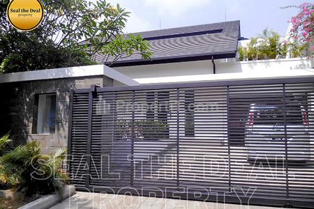 Disewakan Rumah Modern di Senopati/SCBD/Kebayoran Baru Jakarta Selatan STD575