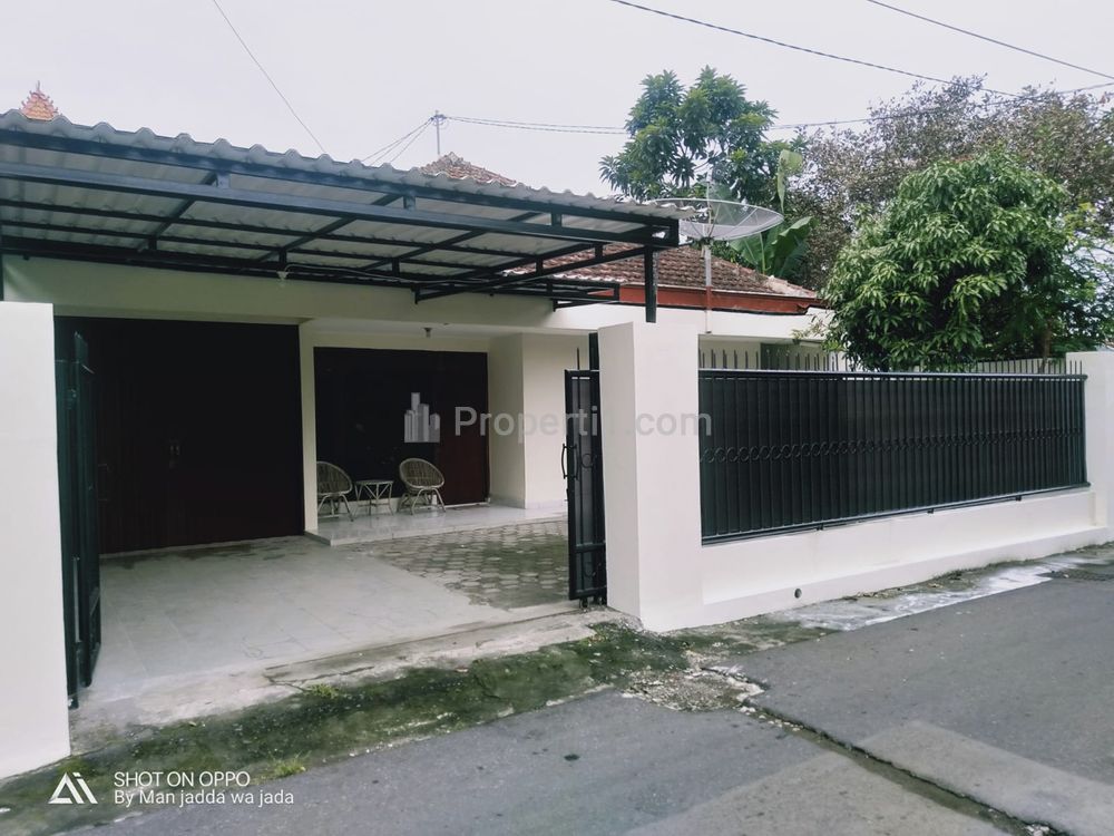 Dijual Rumah Klasik Strategis Tanah Luas di Wirobrajan Yogyakarta Dekat Malioboro, Kraton Jogja