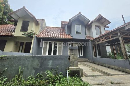 Dijual Rumah Lahan Besar di Cluster RE Talaga Bestari Tangerang