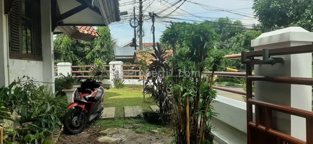 Dijual Rumah Hook Lokasi Bintaro Tangerang Selatan