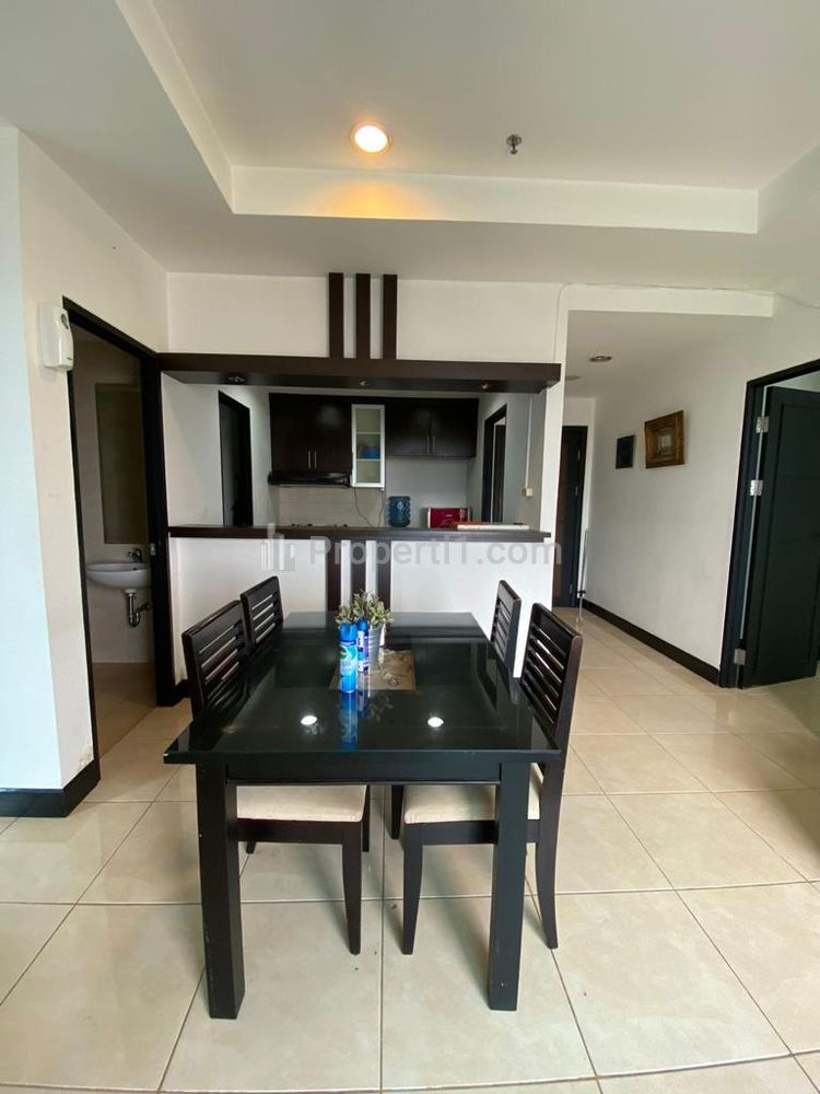 Jual Apartemen 3+1 Bedrooms Semi Furnish di Essence Darmawangsa, Kebayoran Jakarta Selatan