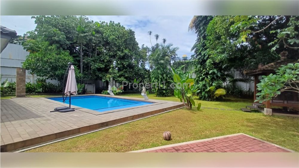 Disewakan Rumah dalam Compound, Lembong House Pejaten Barat Jakarta Selatan