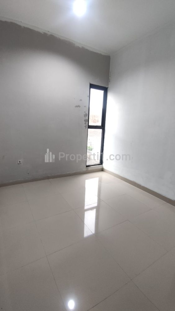 Dijual Rumah Komplek di Pisangan, Ciputat Timur, Tangerang Selatan, Banten