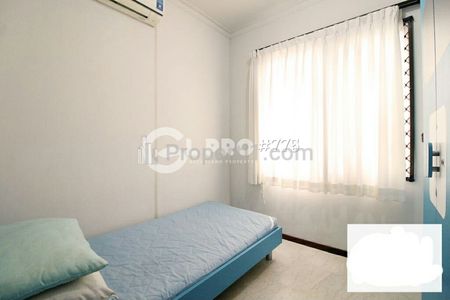 Disewakan Apartment Royal Medterania 2+1 BR Bagus Sekali Furnished