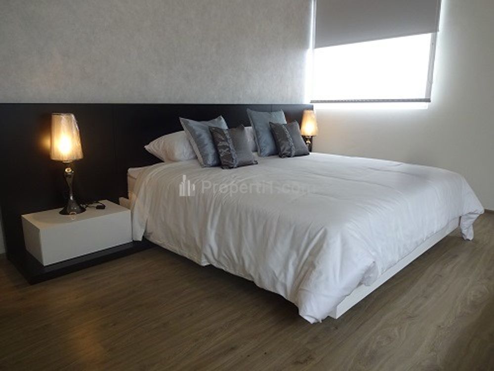 For Rent Apartemen 1Park Residence – 3+1 BR Good Unit Furnished