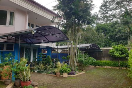 Dijual Rumah Asri di Dalam Townhouse di Jakarta Selatan