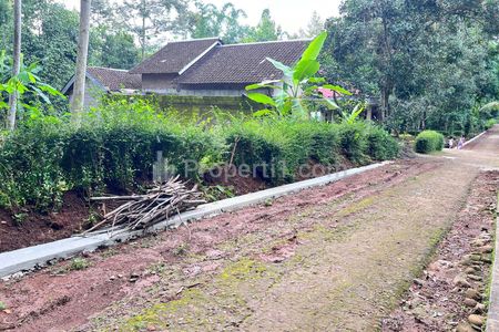 Jual Tanah Strategis 1270m² Dekat Pasar Mojogedang Karanganyar