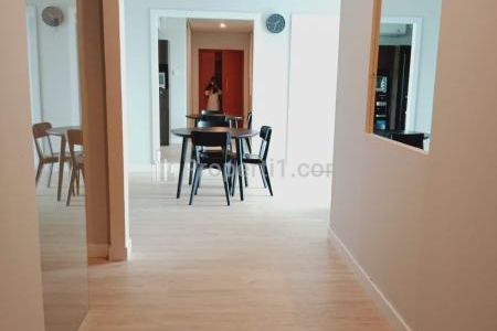 Disewakan Apartemen Hamptons Park 2+1BR Full Furnished