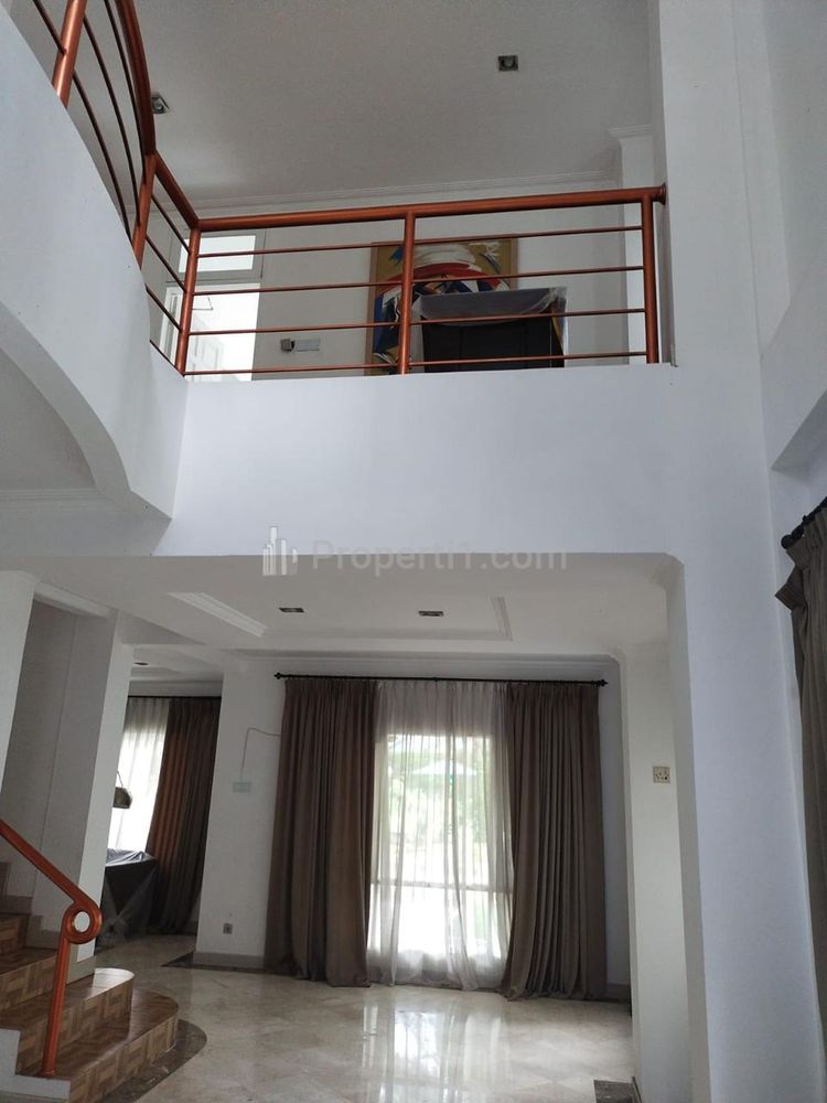 Dijual Rumah Cluster Cantik Strategis di Cireundeu, Ciputat Timur, Tangerang Selatan, Banten