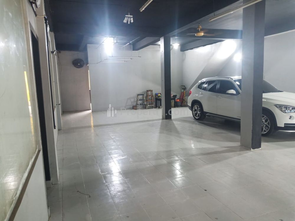 Disewakanl Ruko Usaha, Lokasi Strategis Pinggir Jalan di Kebayoran Lama Jakarta Selatan