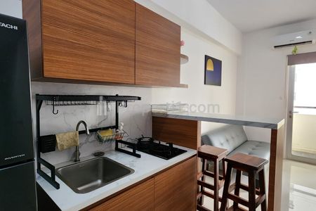 Dijual Cepat Apartemen Gunawangsa Tidar 2 BR+ di Tower B, Lantai 10, Menghadap Kolam Renang dengan View Timur yang Menawan, Furnished