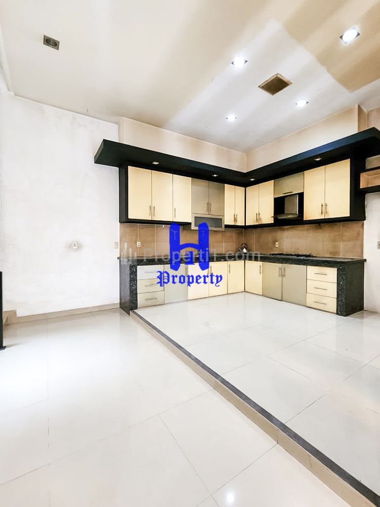 Dijual Rumah Siap Huni di Komplek Cemara Asri Jalan Orchid Medan