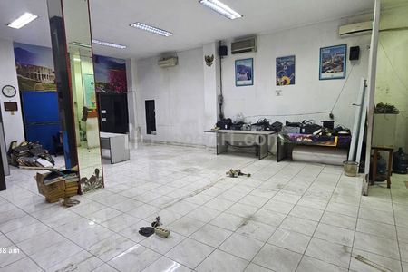 Dijual Ruko Klasik di Mampang Prapatan, Jakarta Selatan