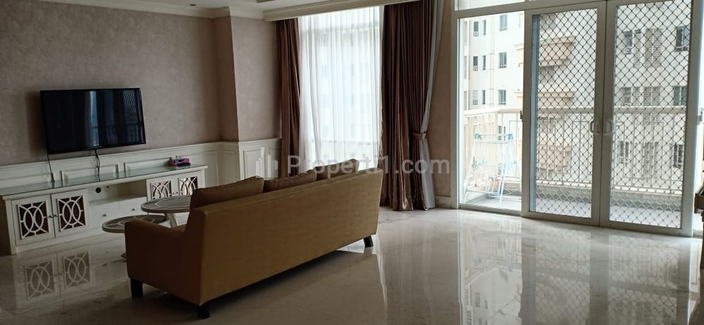 For Rent Good Unit at Botanica Apartment Furnished With Best Price