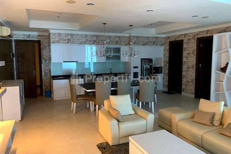 For Rent Residence 8 Apartment Type 3+1 Bedrooms Full Furnished and Good Condition - Strategic and Prime Location in South Jakarta