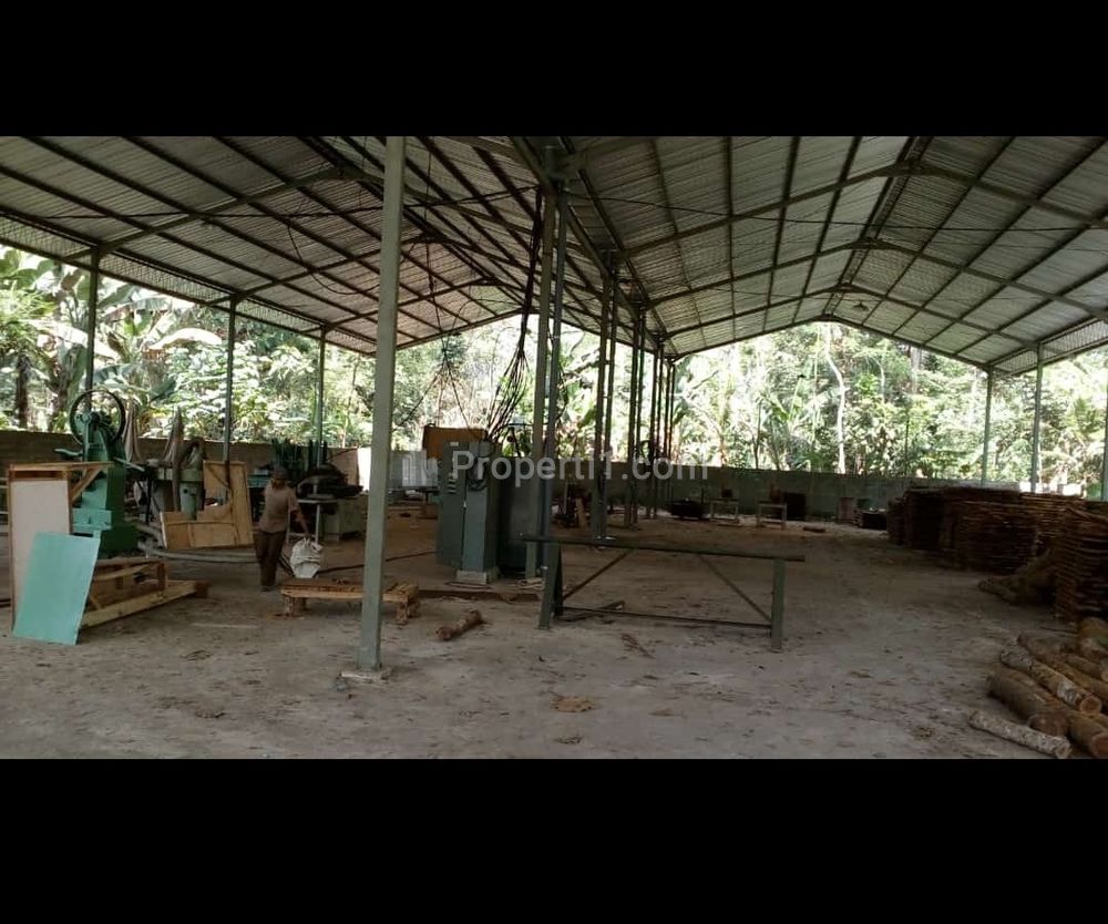 Dijual Gudang Strategis di Karangan, Trenggalek