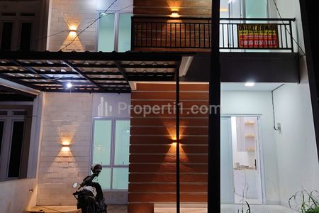 Dijual Rumah Baru 2,5 Lantai di Benda Baru, Pamulang, Tanggerang Selatan