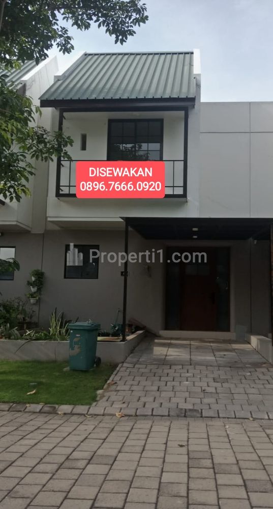 Disewakan Rumah Graha Natura Surabaya Siap Huni Lingkungan Asri One Gate Sistem Fasilitas Perumahan Lengkap Dekat Gwalk