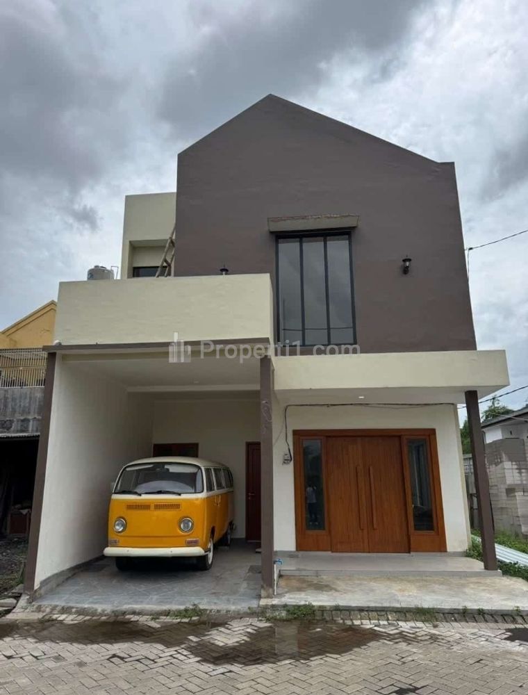 Dijual Rumah 2 Lantai Hook di Saxophone Tunggulwulung Malang