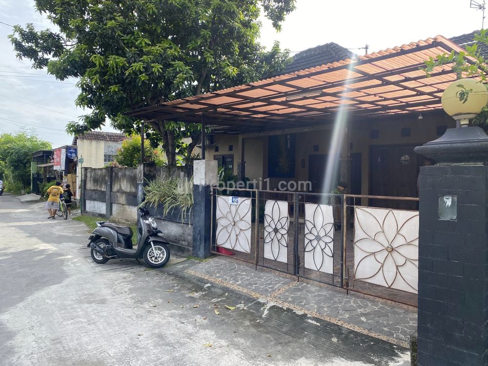 Dijual Rumah Bagus Tanah Luas Seputar Wirobrajan Yogyakarta Dekat Malioboro, Kraton Jogja