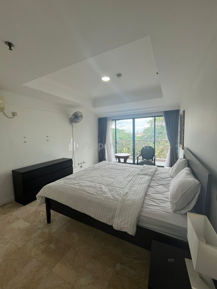 Sewa Apartemen Golfhill Terrace Pondok Indah Jakarta Selatan - 3BR Full Furnished