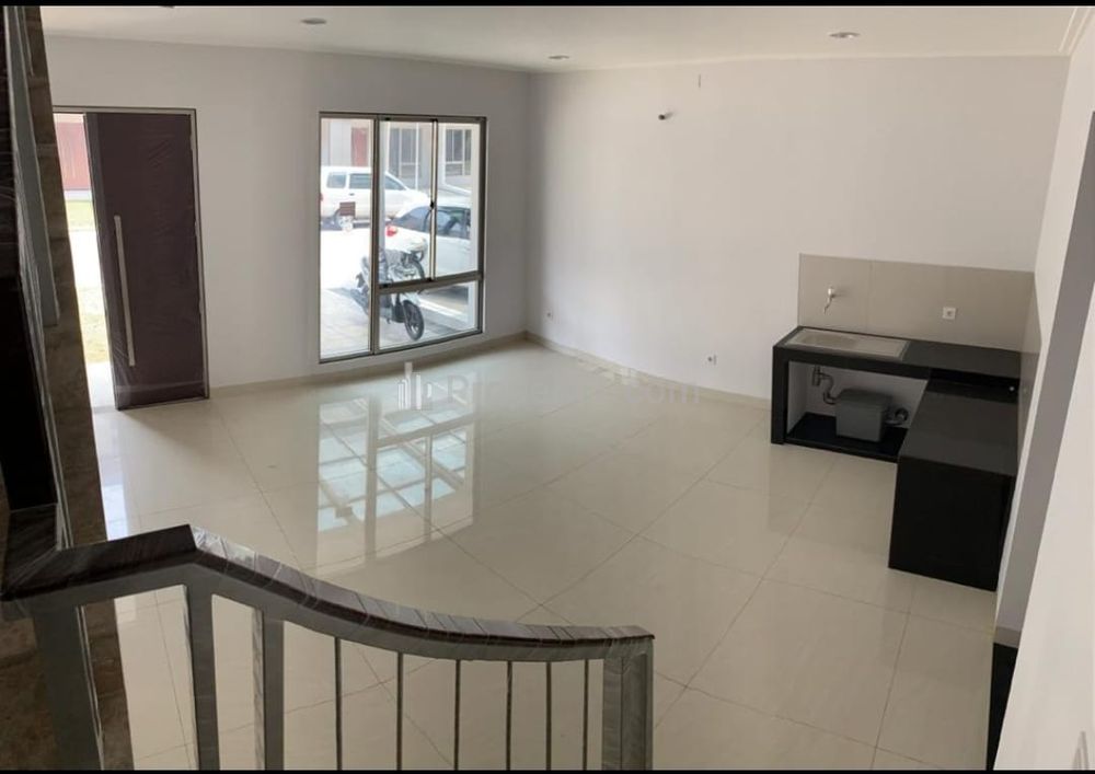 Disewakan Rumah Golf Island PIK Cluster Piano Ukuran 6 x 12.5 m