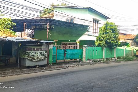 Rumah Dijual di Pinggir Jalan Utama Kota Baru, Bekasi