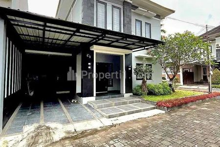 Dijual Rumah Modern Minimalis Dalam Perum Seputar Anggajaya Condongcatur Yogyakarta Dekat Pakuwon Mall, UGM