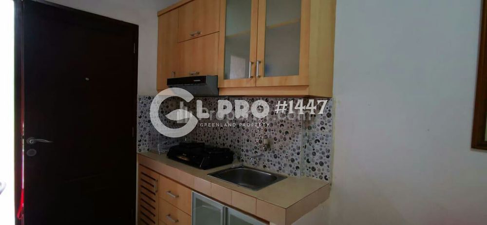 Disewakan Apartemen Mediterania Garden Residences 2 Townhouse Tipe 2 BR Furnished Lantai 1 Hadap Pool Unit Langka di Tanjung Duren Jakarta Barat