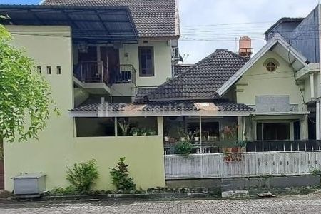 Dijual Rumah Induk + Kost di Perum Griya Perwita Wisata, Jakal Km 13 5 Sleman Jogja