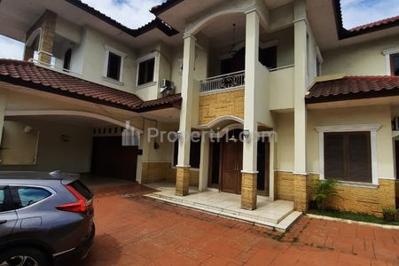 Jual Rumah 2 Lantai di Villa Melati Mas Tangerang Selatan