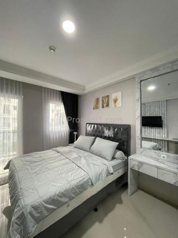 For Rent Apartemen Signature Park Grande MT Haryono - Studio Fully Furnished, Lantai Rendah