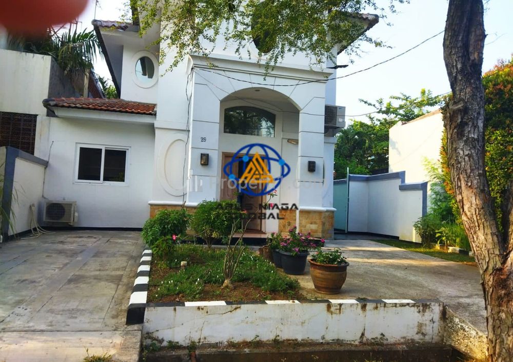 Disewakan Rumah 2 Lantai di Taman Olympia Cikarang Full Furnished