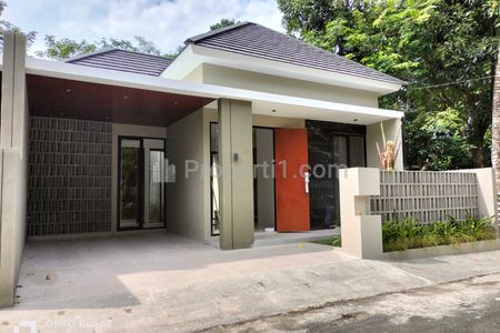 Dijual Rumah Baru Siap Huni dekat Kampus UII di Jl Kaliurang Km 12 Sleman Yogyakarta