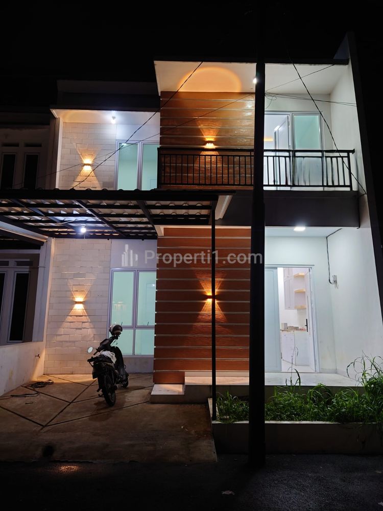 Dijual Murah Rumah Baru 2,5 Lantai di Benda Baru, Pamulang, Tanggerang Selatan